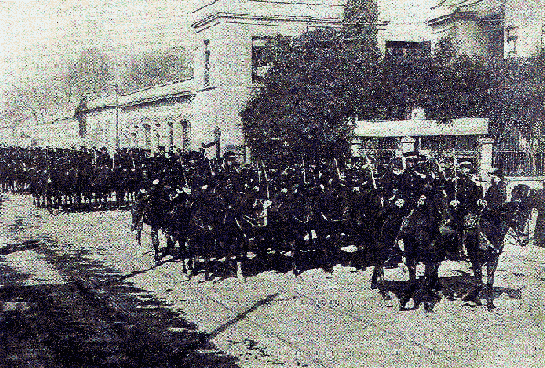 Federal cavalry in streets of Mexico City.